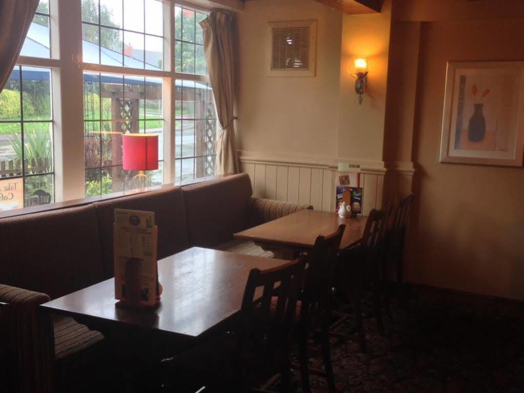 Crown, Droitwich By Marston'S Inns 外观 照片